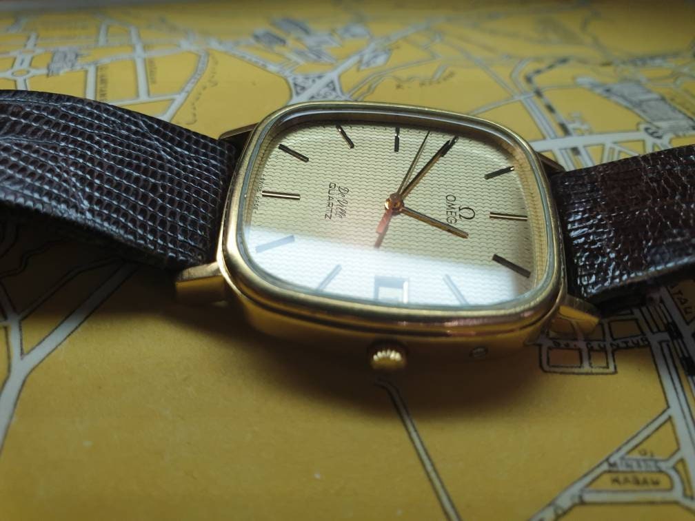 Omega de ville Quartz vintage