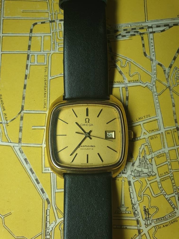 Vintage Omage Seamasters quartz TV shape